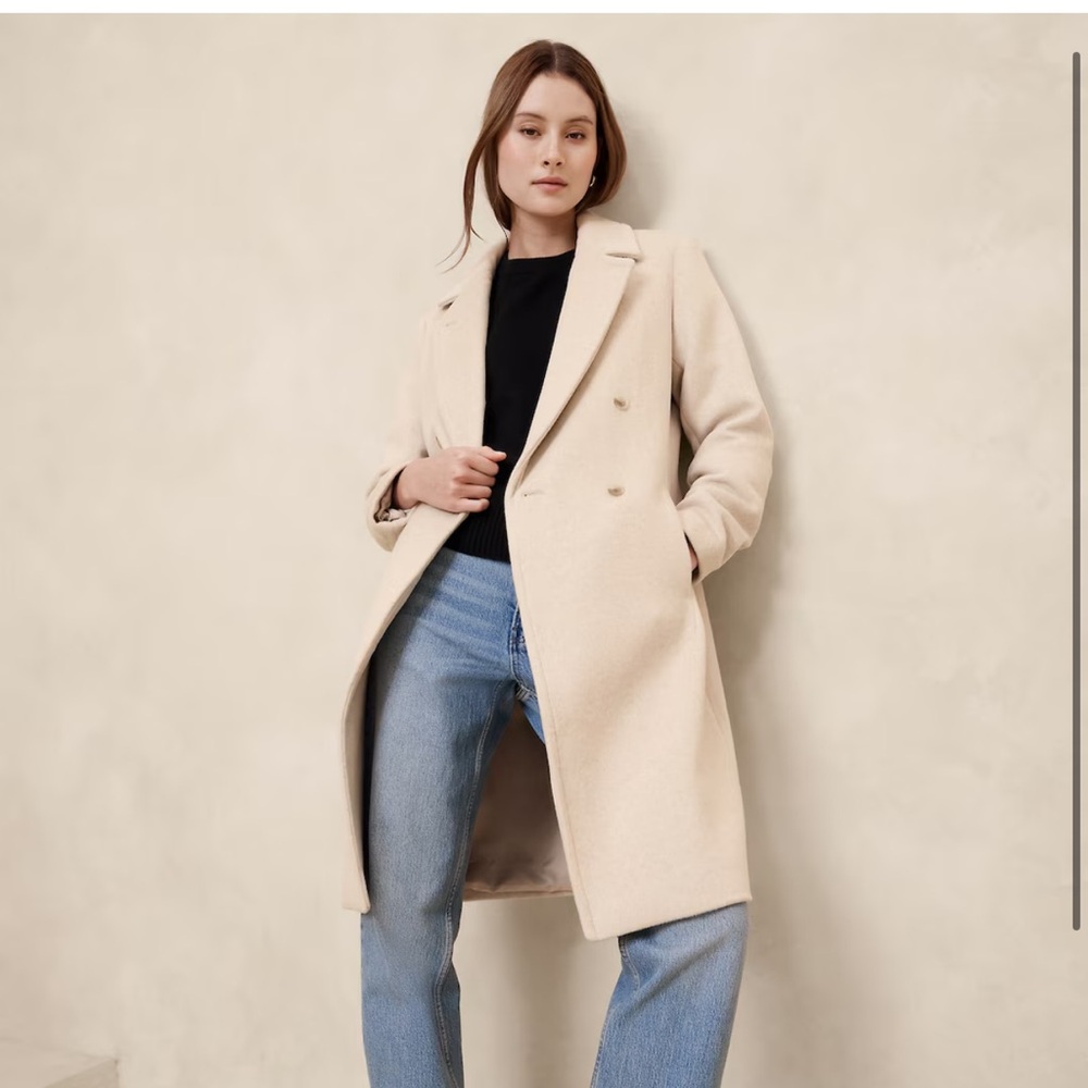 Banana Republic Cream Trench Coat